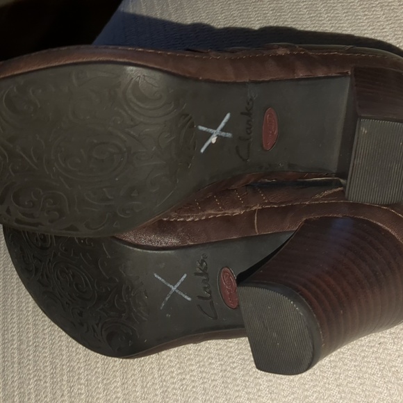 Clarks Active Air Heeled Mary Janes - Picture 8 of 9